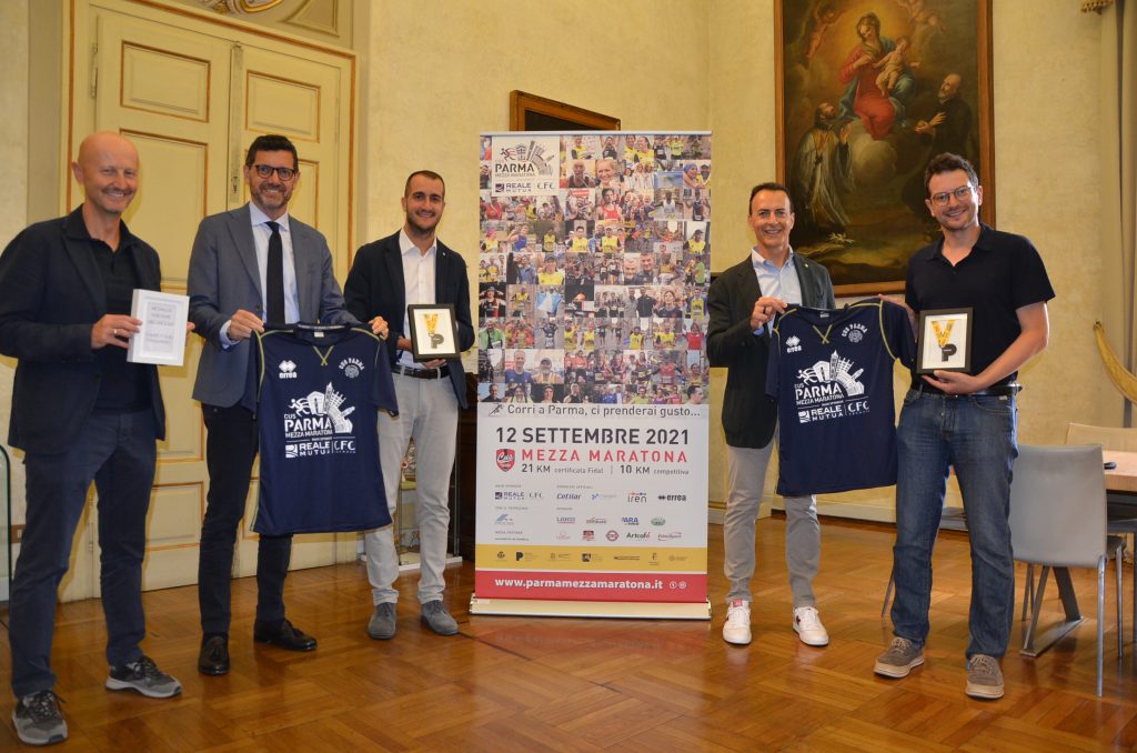 Consegnata, in Municipio, la medaglia di “Parma Mezza Maratona”