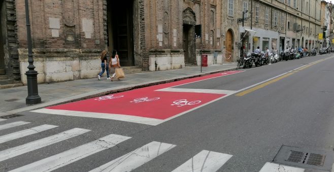 Ciclisti in sicurezza agli incroci con semaforo