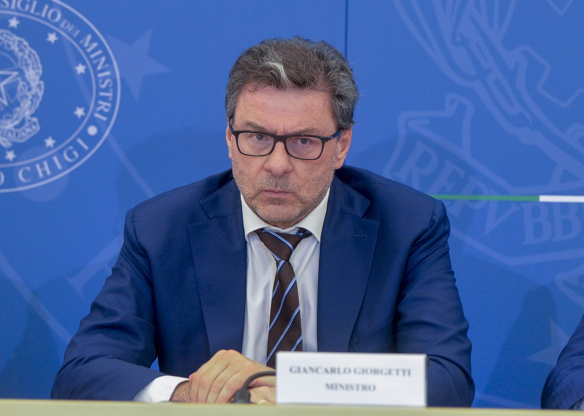Giorgetti “No a retorica su extraprofitti, ma serve contributo di tutti” Giorgetti “No a retorica su extraprofitti, ma serve contributo di tutti”