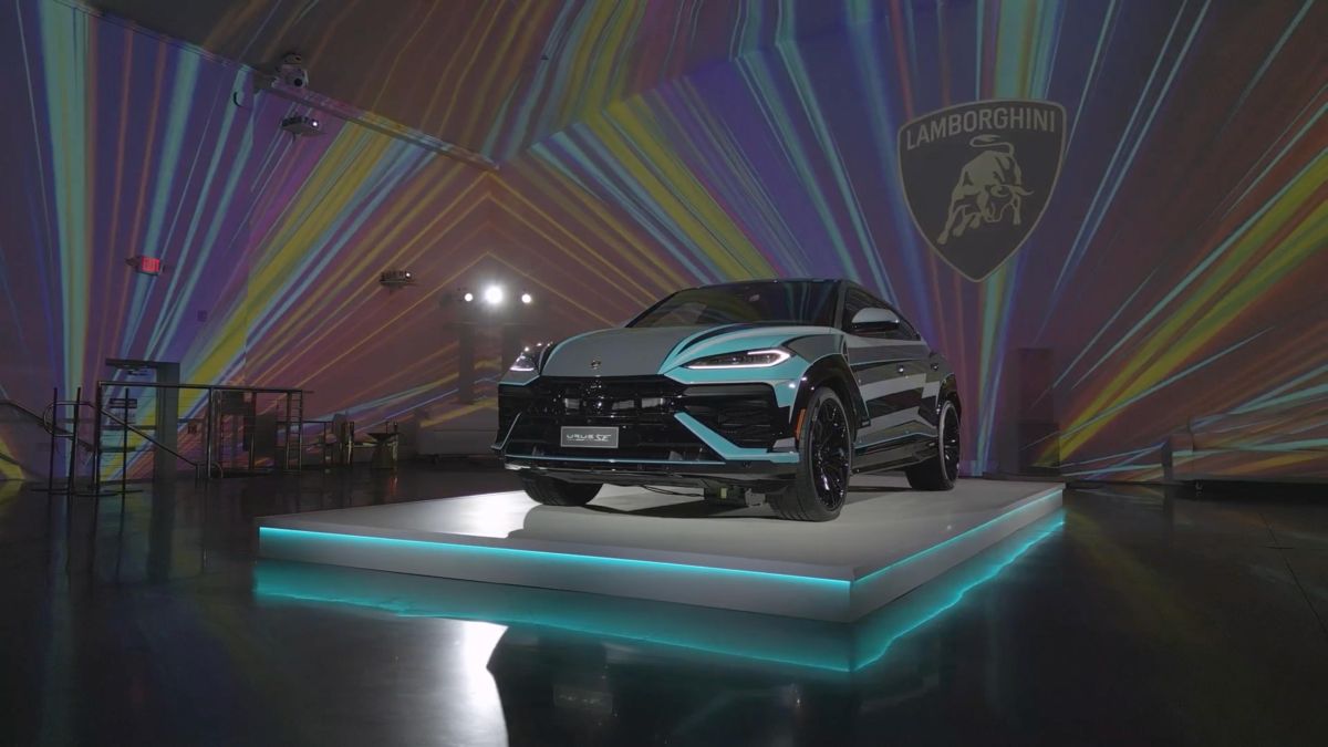 Lamborghini svela la versione di Urus SE ispirata a Miami