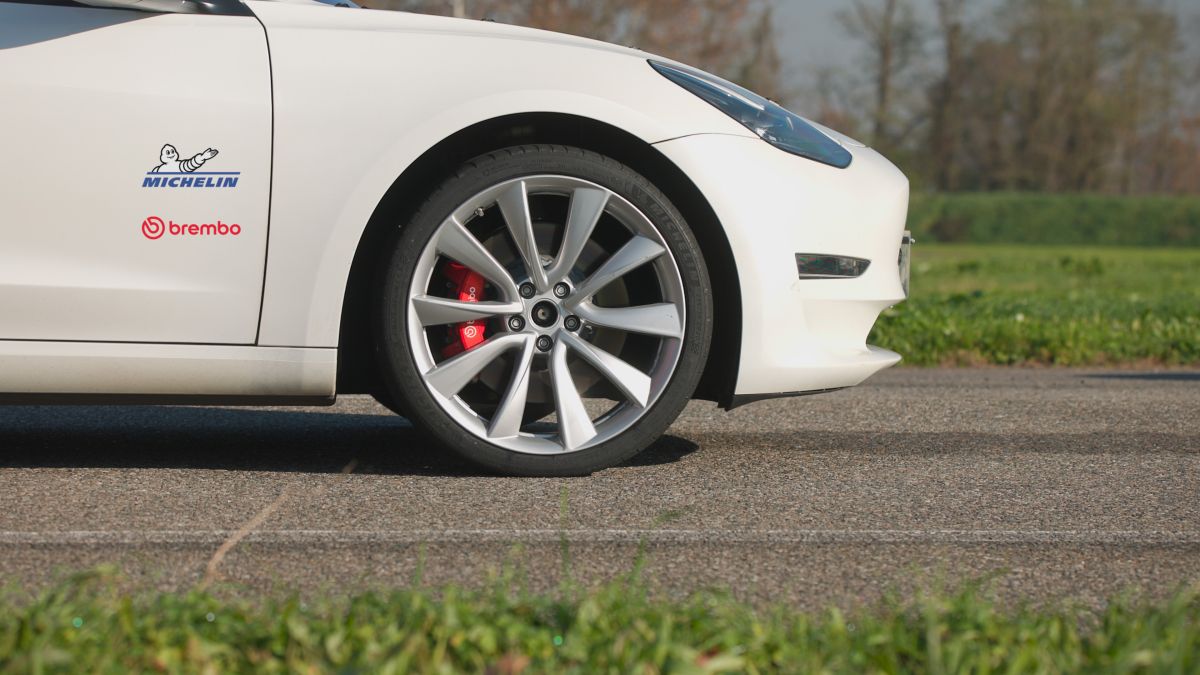 Brembo e Michelin insieme per aumentare sicurezza e comfort di guida Brembo e Michelin insieme per aumentare sicurezza e comfort di guida