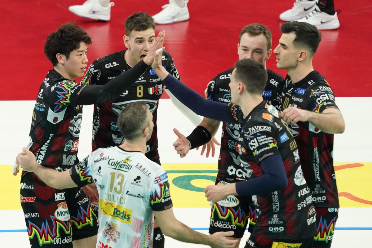 Superlega, continua il testa a testa fra Perugia e Trento Superlega, continua il testa a testa fra Perugia e Trento