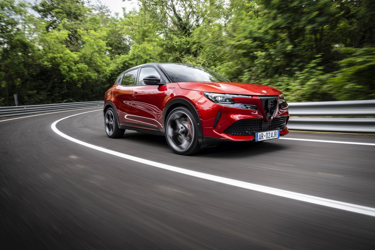 Il 2025 di Alfa Romeo comincia nel segno di Junior