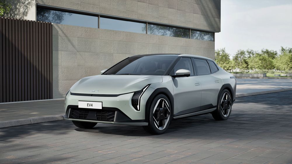 Kia anticipa il design degli esterni della nuova EV4 Kia anticipa il design degli esterni della nuova EV4