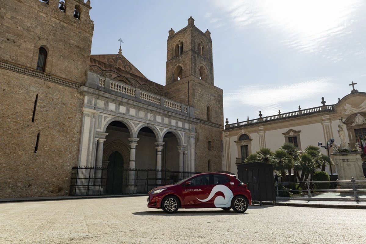 Kinto Share porta la mobilità sostenibile di Toyota a Monreale Kinto Share porta la mobilità sostenibile di Toyota a Monreale