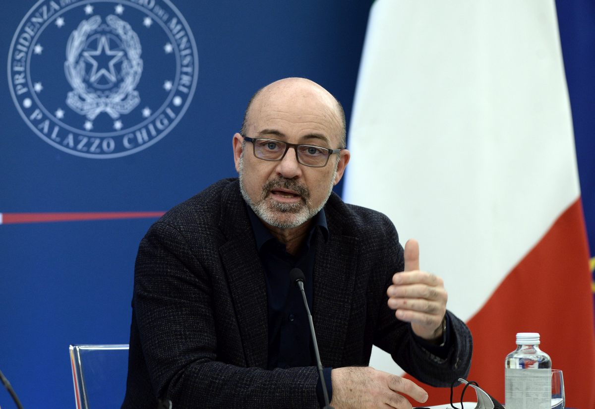 Cingolani “Italia si difenda adeguatamente, satelliti il futuro” Cingolani “Italia si difenda adeguatamente, satelliti il futuro”