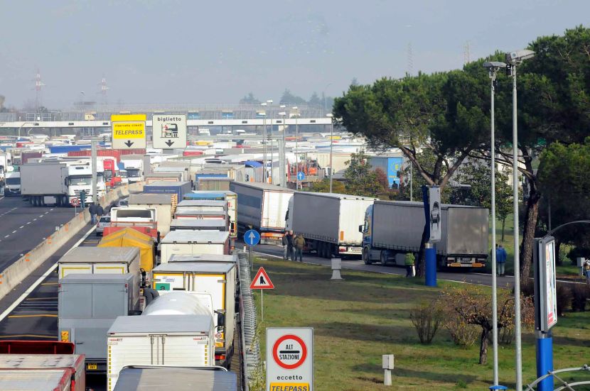 A febbraio immatricolazioni veicoli industriali +1,8% A febbraio immatricolazioni veicoli industriali +1,8%
