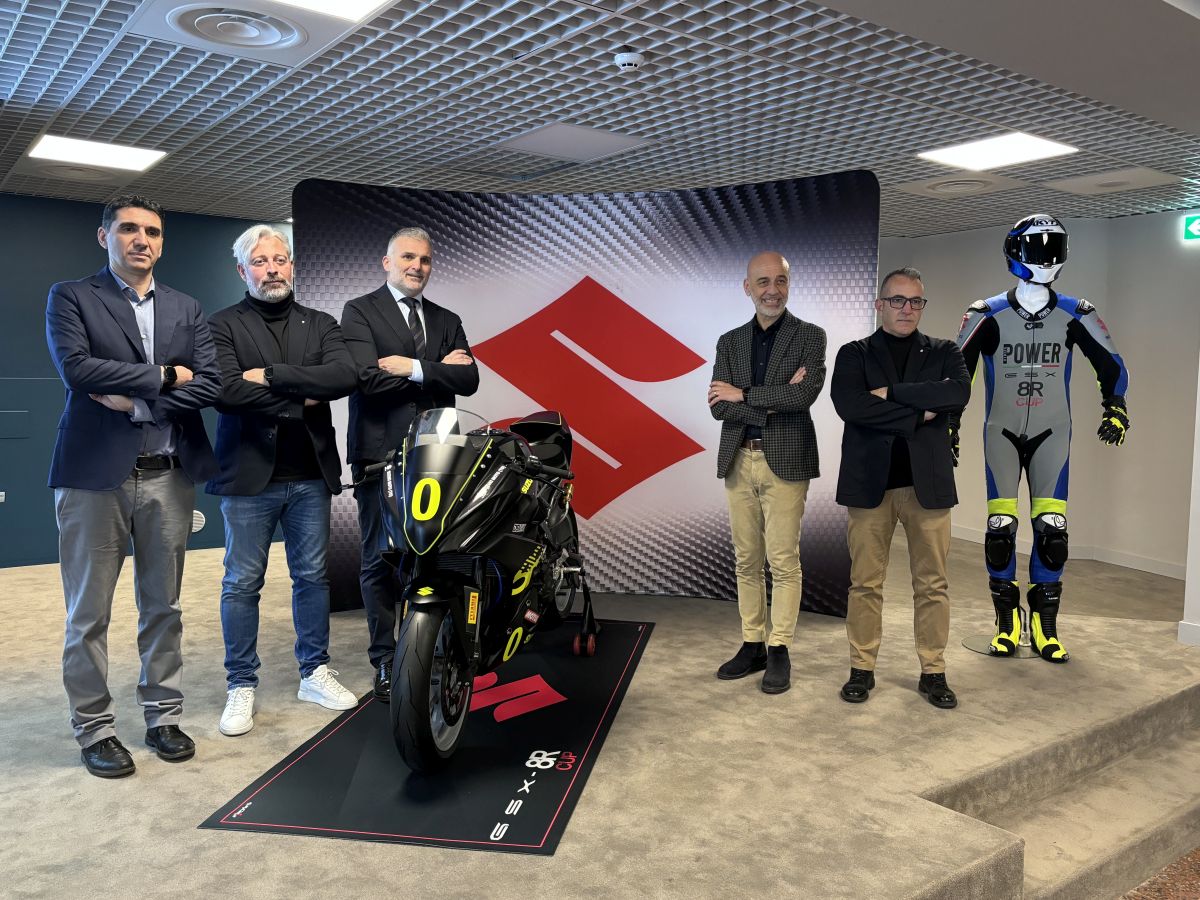 Suzuki, tutto pronto per il Trofeo GSX-8R con ben 32 piloti Suzuki, tutto pronto per il Trofeo GSX-8R con ben 32 piloti