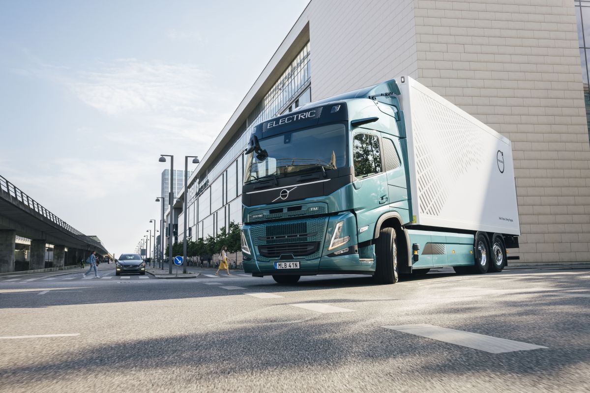 Volvo Trucks leader in Europa nel settore dei veicoli pesanti elettrici per il quinto anno consecutivo Volvo Trucks leader in Europa nel settore dei veicoli pesanti elettrici per il quinto anno consecutivo