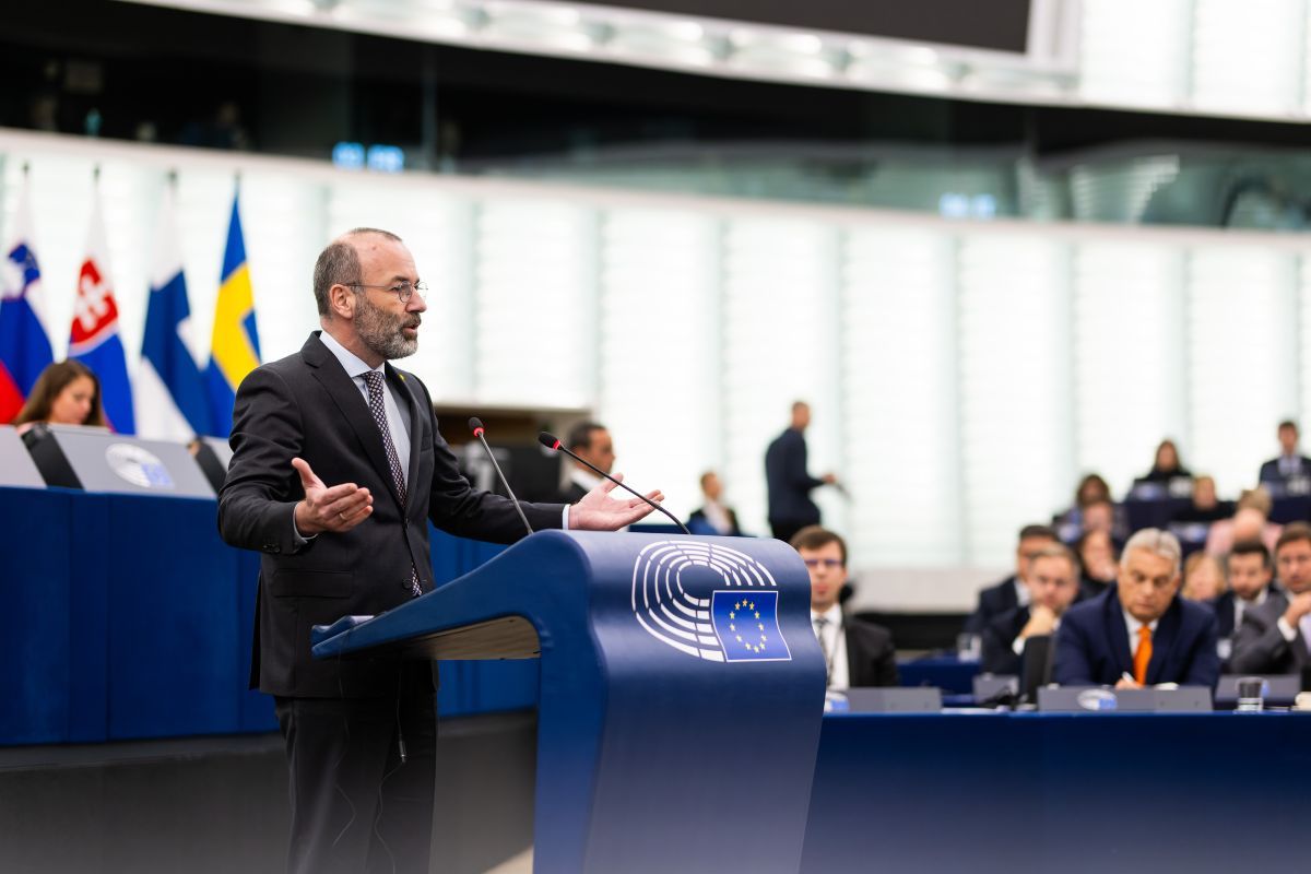 Meloni da Trump, Weber “Bene incontro, l’importante è essere uniti”