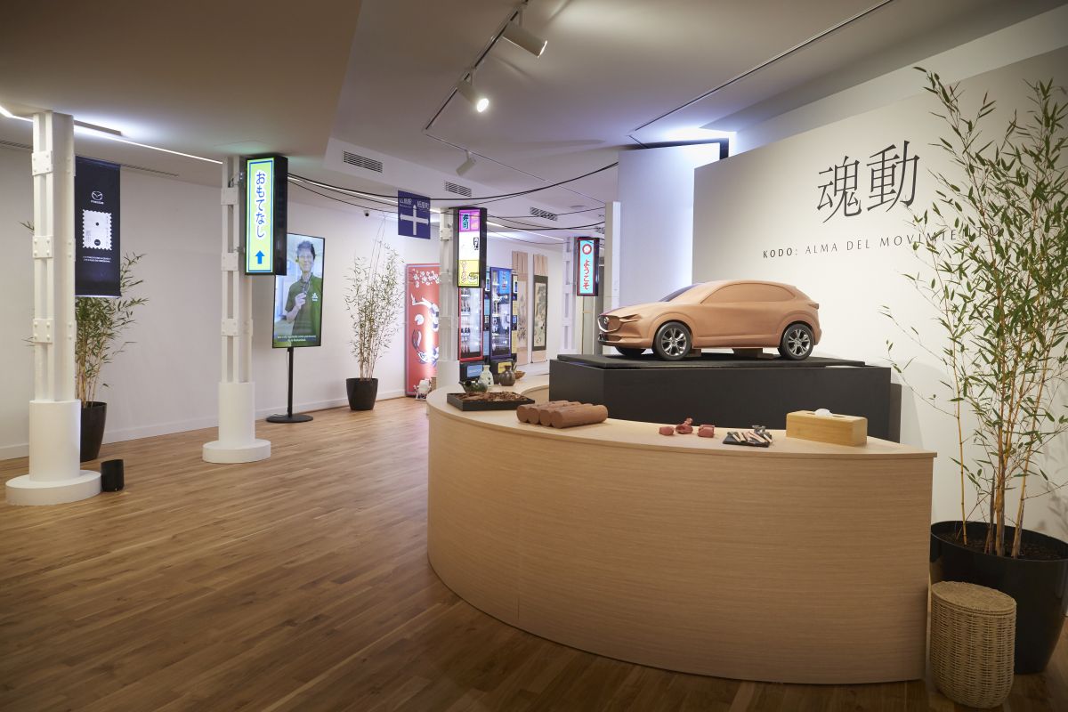 Mazda, alla scoperta di Hiroshima, dove la resilienza diventa arte Mazda, alla scoperta di Hiroshima, dove la resilienza diventa arte