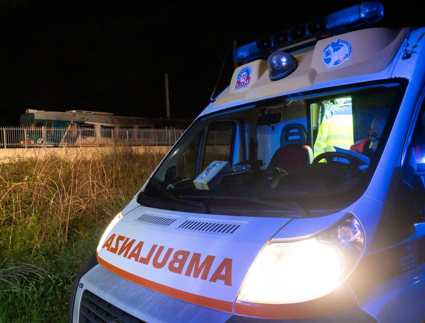 Maxi tamponamento sulla SS115 a Sciacca, 4 feriti tra cui un bambino e l’Arcivescovo di Agrigento Maxi tamponamento sulla SS115 a Sciacca, 4 feriti tra cui un bambino e l’Arcivescovo di Agrigento