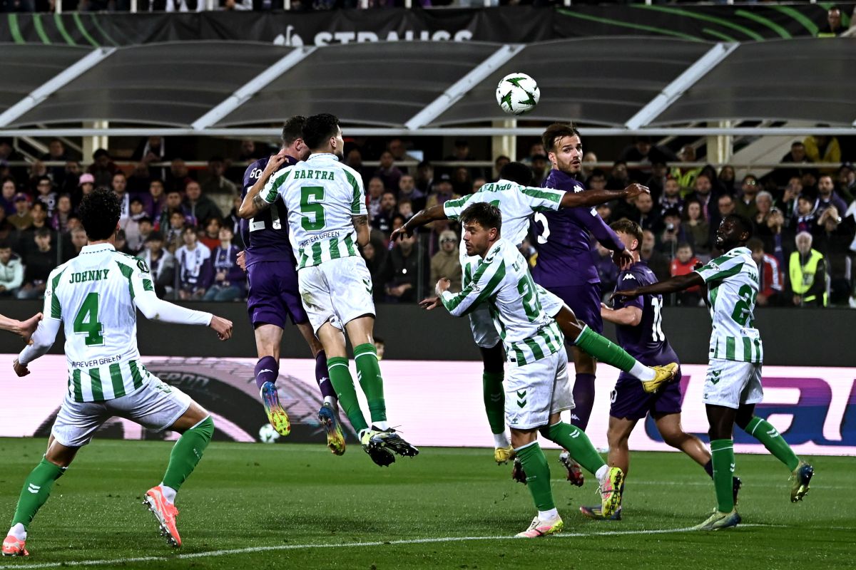 La Fiorentina dice addio alla finale di Conference, passa il Betis ai supplementari La Fiorentina dice addio alla finale di Conference, passa il Betis ai supplementari