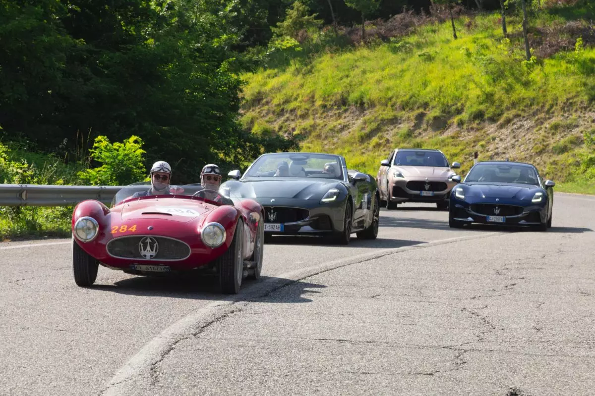 Alla 1000 Miglia Maserati celebra la sua storia tra stile e prestazioni Alla 1000 Miglia Maserati celebra la sua storia tra stile e prestazioni