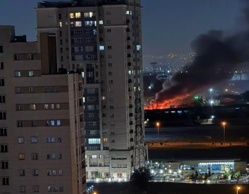 Iran risponde ad Israele, massiccio attacco missilistico. Khamenei “Non ne uscirà indenne” Iran risponde ad Israele, massiccio attacco missilistico. Khamenei “Non ne uscirà indenne”