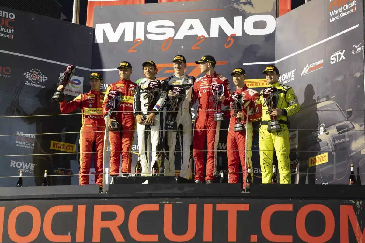 GTWC Europe: Rossi si impone in gara 1, in gara 2 vince la McLaren GTWC Europe: Rossi si impone in gara 1, in gara 2 vince la McLaren