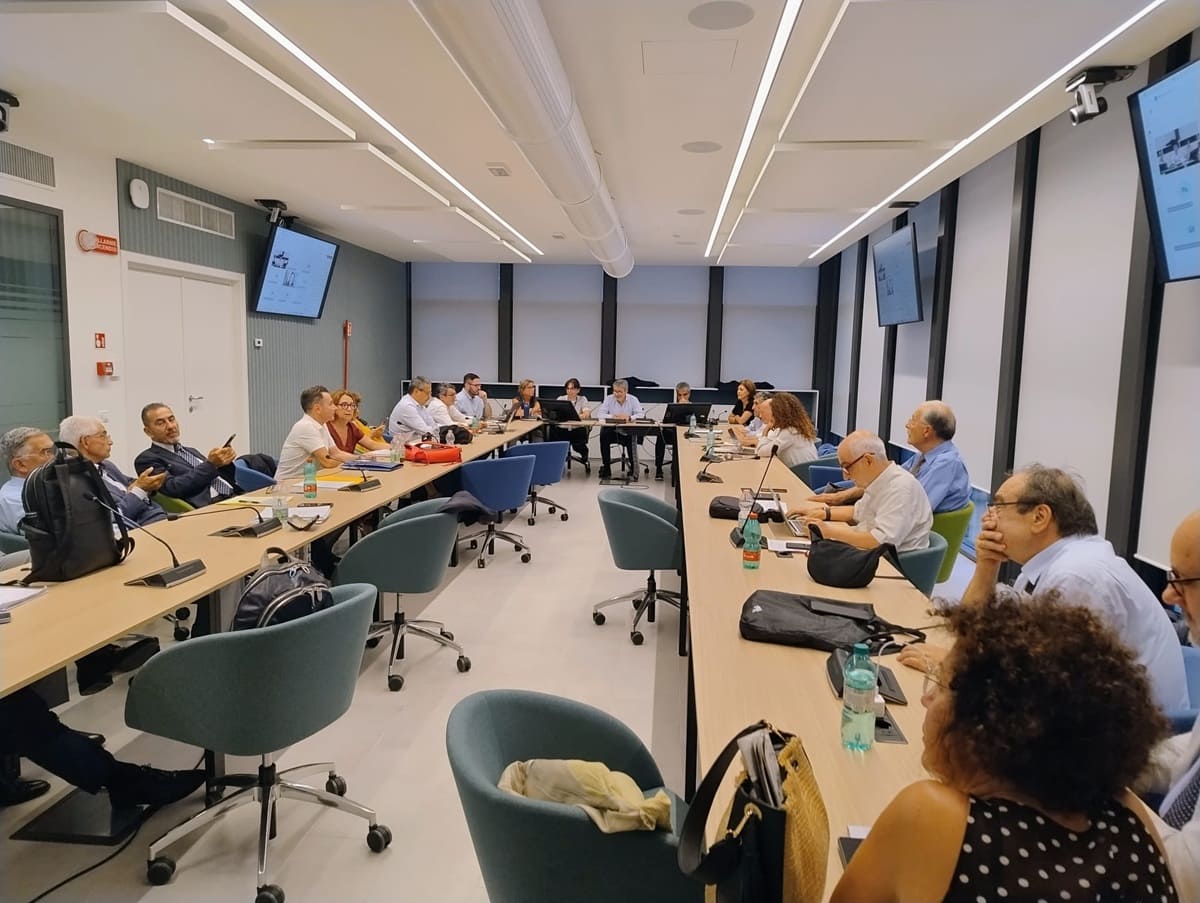 Funzioni Centrali P.A., siglato il nuovo contratto della dirigenza Funzioni Centrali P.A., siglato il nuovo contratto della dirigenza