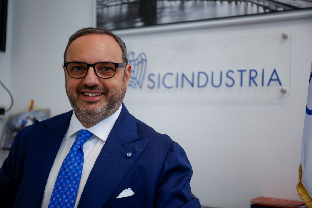 Luigi Rizzolo confermato presidente di Sicindustria sino al 2029 “Sarà un mandato nel segno della continuità” Luigi Rizzolo confermato presidente di Sicindustria sino al 2029 “Sarà un mandato nel segno della continuità”
