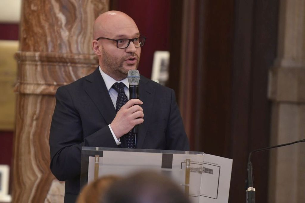 Fontana “Serve più determinazione contro le violenze ai cristiani”