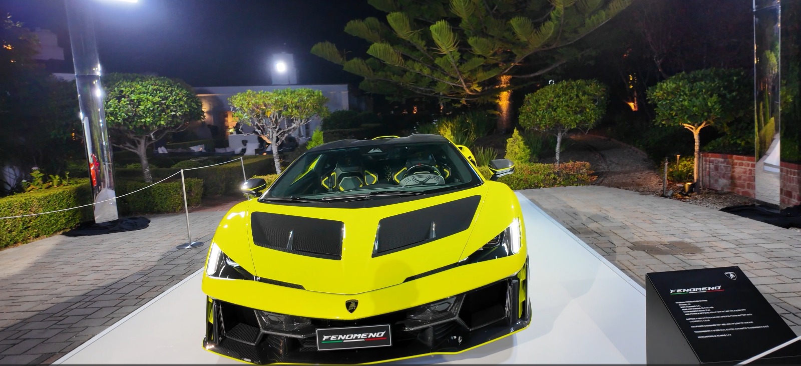 Lamborghini, a Pebble Beach il debutto della nuova “Few-Off” fenomeno