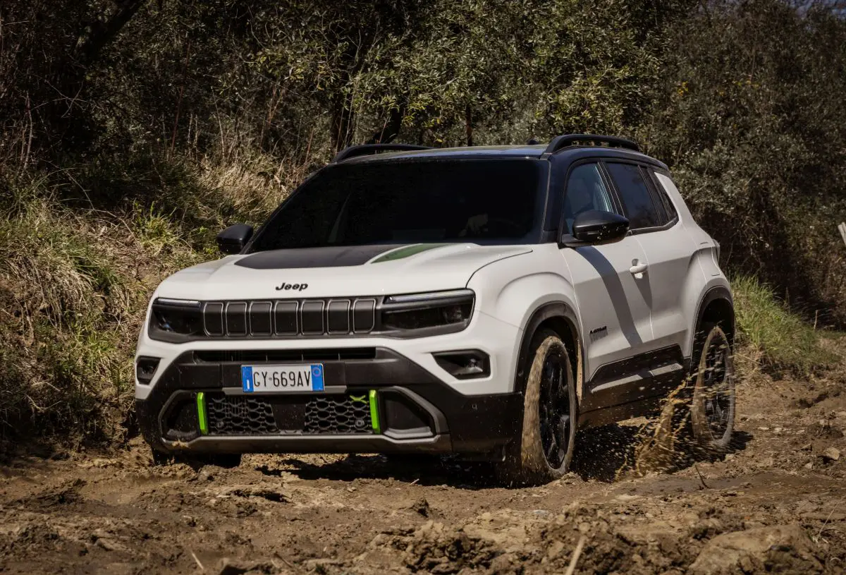 Jeep Avenger resta il SUV più venduto Jeep Avenger resta il SUV più venduto