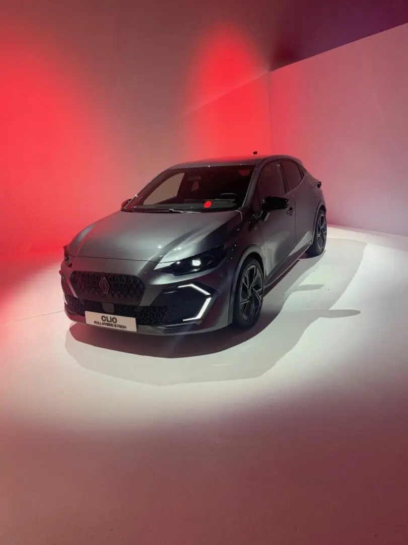 Renault, svelata a Monaco la nuova generazione di Clio Renault, svelata a Monaco la nuova generazione di Clio