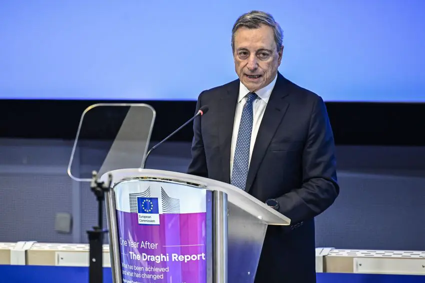 Ue, Draghi “Nostro modello di crescita sta svanendo”