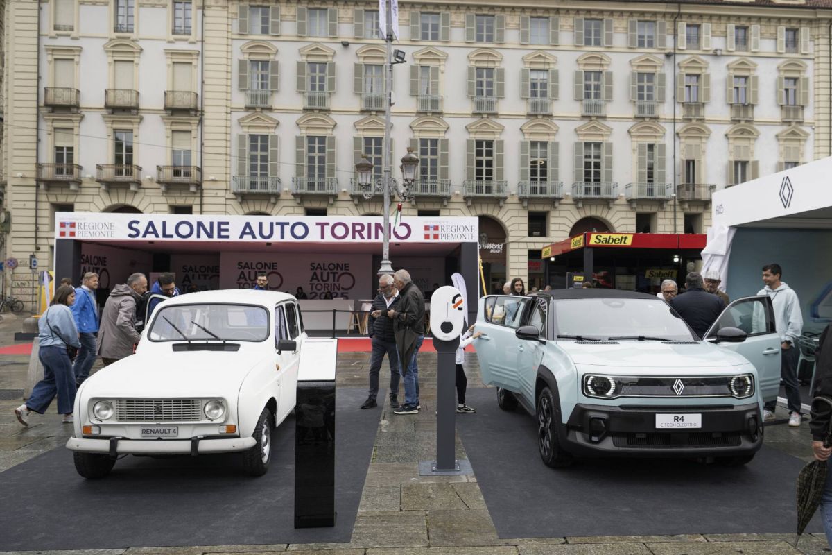 Renault 4, la leggenda si rinnova al Salone Auto Torino