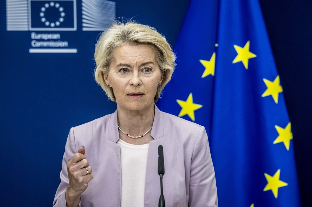 Ucraina, von der Leyen sente Trump: “Aumenteremo la pressione sulla Russia”