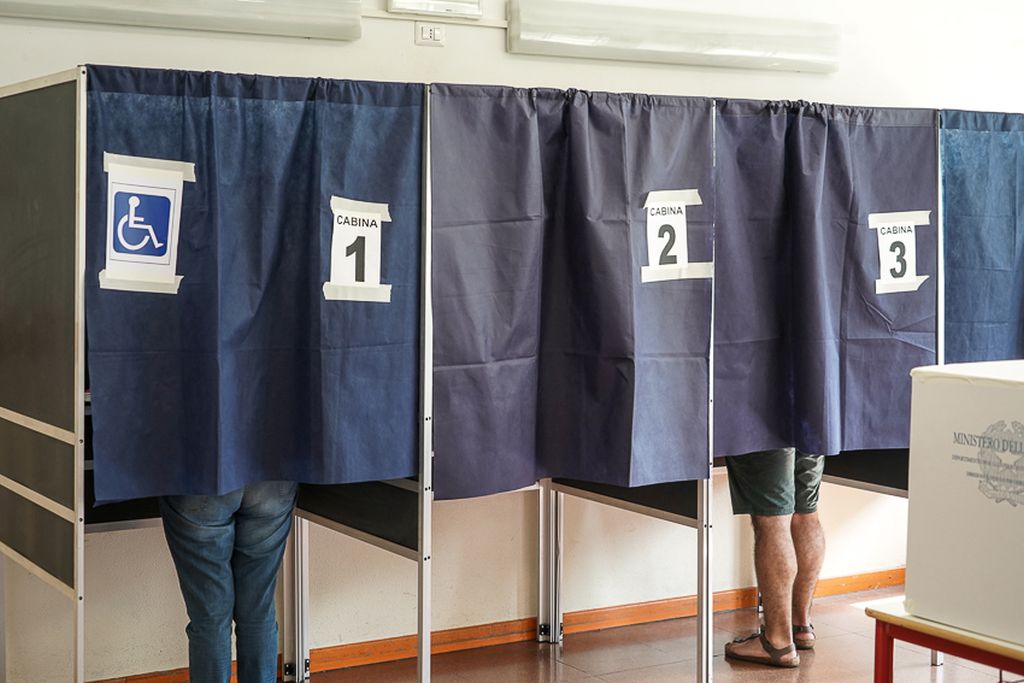 Regionali Toscana, affluenza al 35% alle 23. Domani si vota fino alle 15