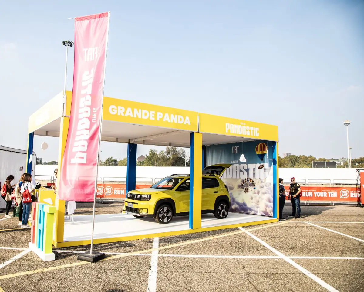 Fiat porta lo spirito Pandastic alla Deejay Ten di Milano Fiat porta lo spirito Pandastic alla Deejay Ten di Milano
