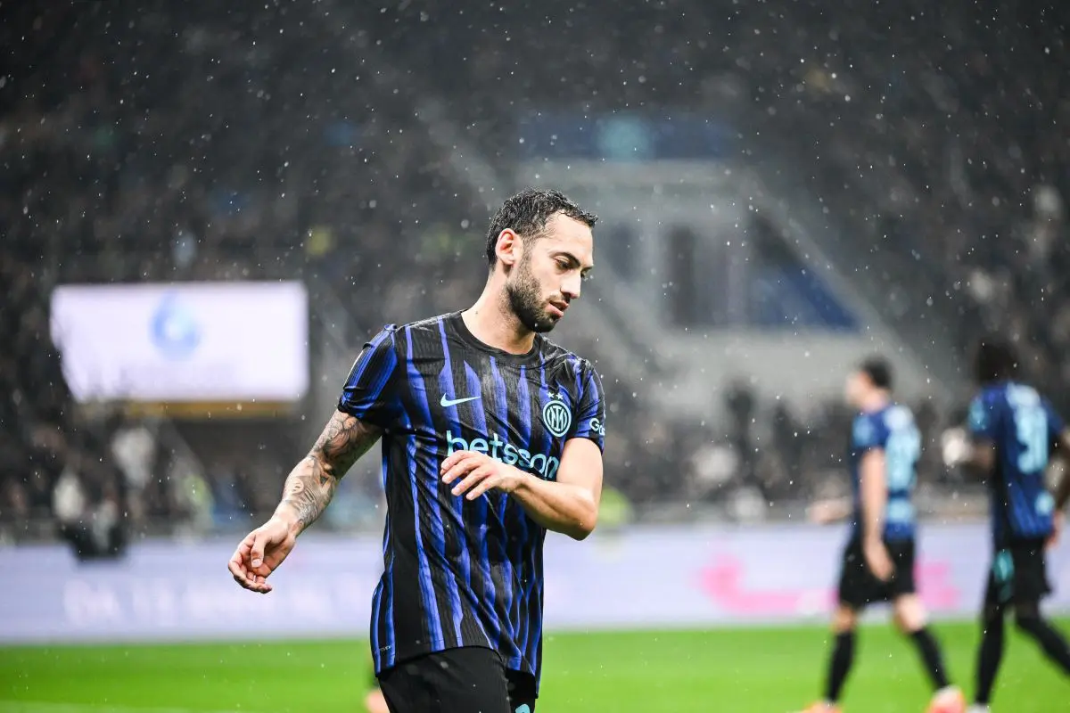 Doppio Calhanoglu e Sucic trascinano l’Inter, Fiorentina sempre più giù