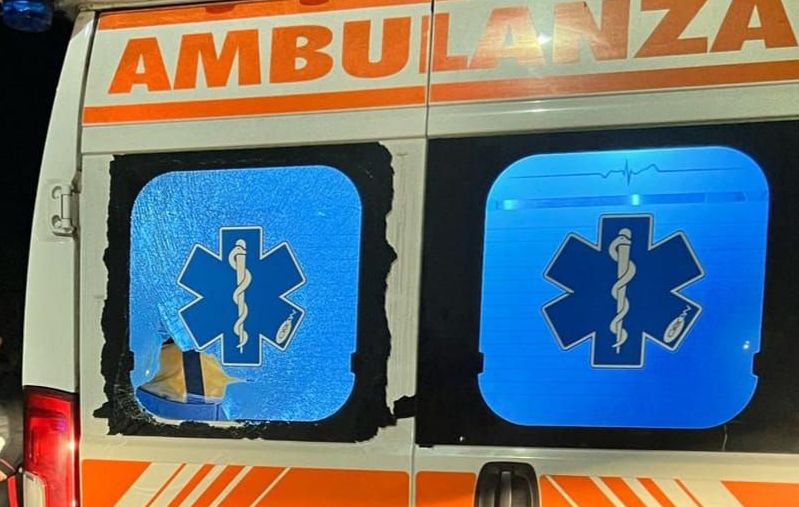 Sassi contro il pullman dei tifosi del Pistoia basket. Muore il secondo autista Sassi contro il pullman dei tifosi del Pistoia basket. Muore il secondo autista