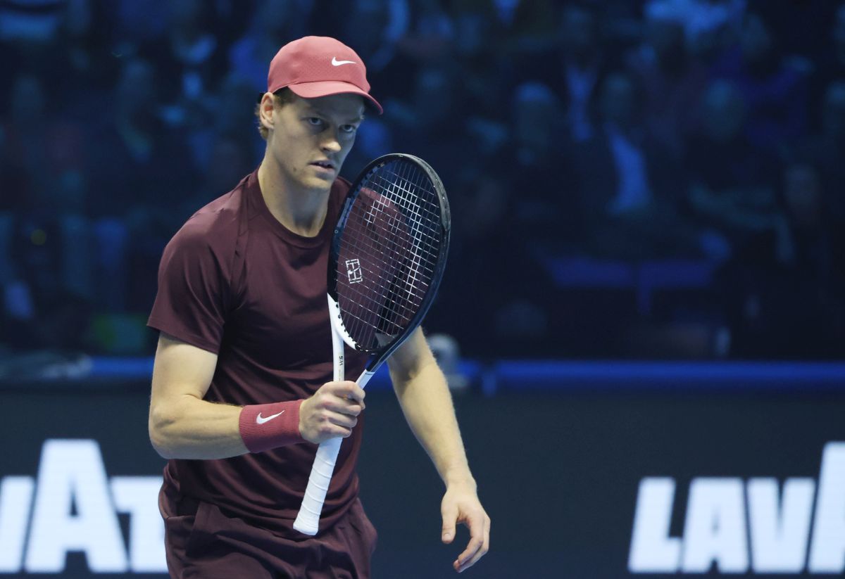 Terza vittoria per Sinner alle Atp Finals, piegato anche Shelton: ora la semifinale contro de Minaur