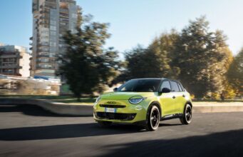 Nuova serie speciale Fiat 600 Sport Edizione Milano Cortina 2026