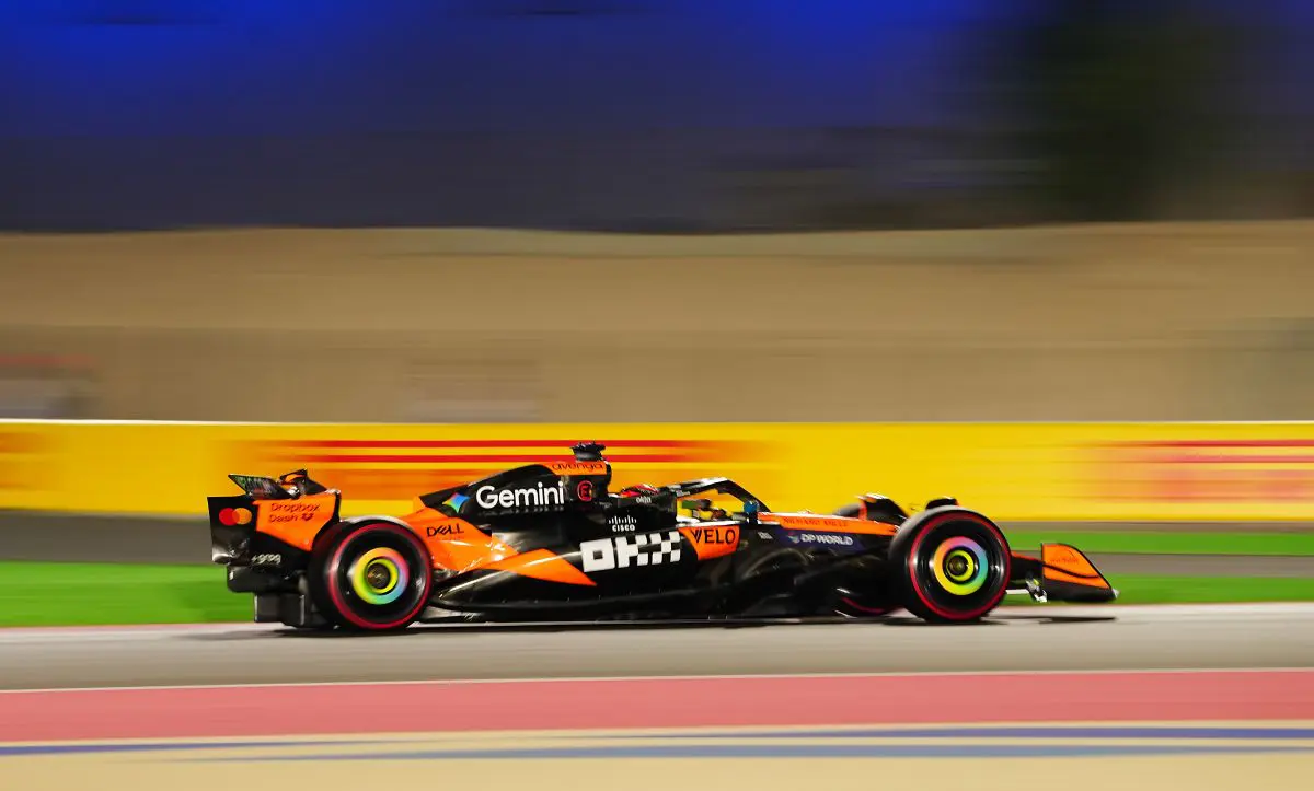 Piastri conquista la pole in Qatar davanti a Norris e Verstappen