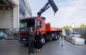 Eternoo potenzia flotta con 25 nuovi Volvo FMX equipaggiati con gru Fassi