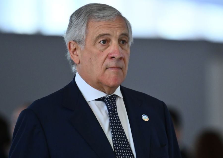 Tragedia Svizzera, Tajani “Accertare responsabilità e salvare vite umane”