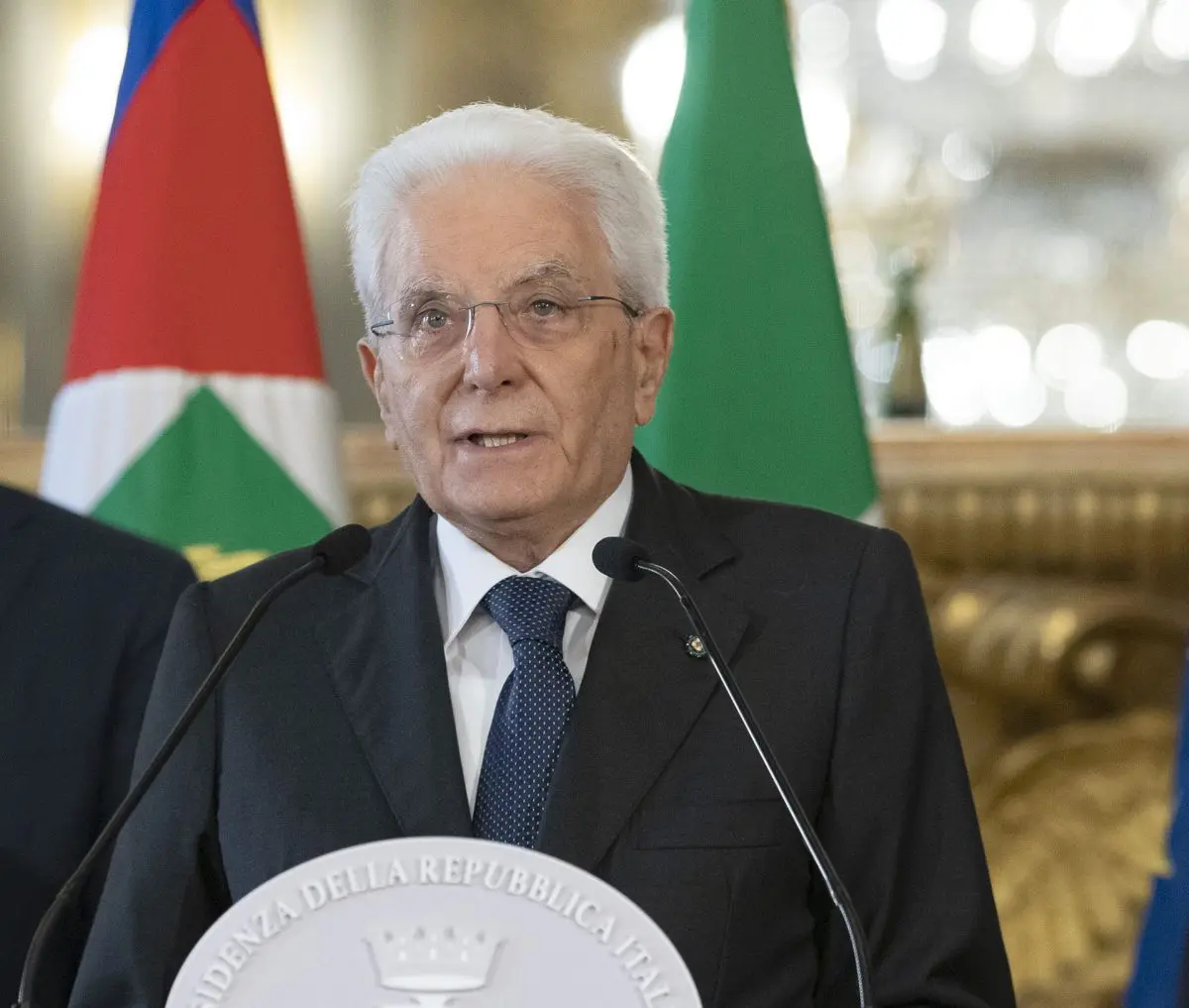 Mattarella “Nel Tricolore si riconosce la nostra comunità nazionale”