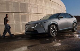 Mazda lancia il power bonus sulla nuova CX-6e