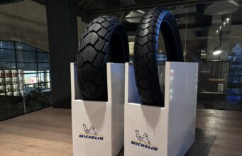 Michelin lancia Anakee Adventure 2, pneumatico per le “Maxi Enduro”