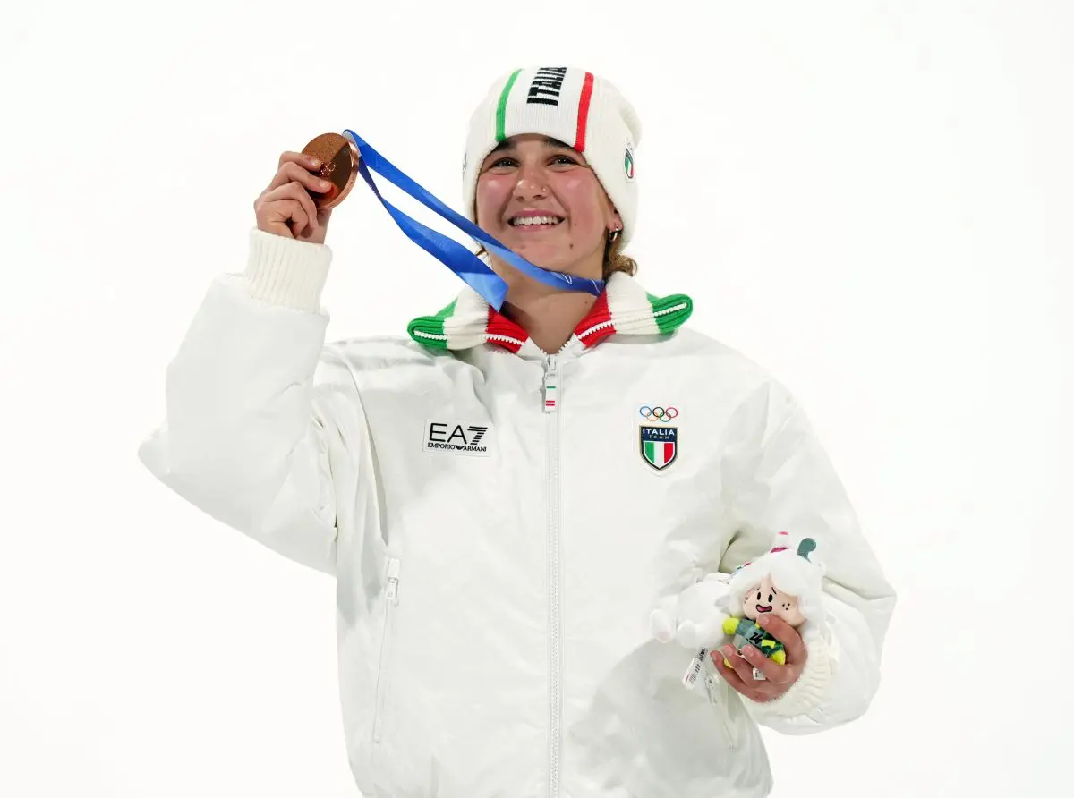 La 18enne Flora Tabanelli conquista la prima storica medaglia nel freestyle per l’Italia, è bronzo nel Big Air
