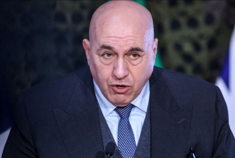 Iran, Crosetto “Non è la nostra guerra, su Hormus l’Ue agisca unita”