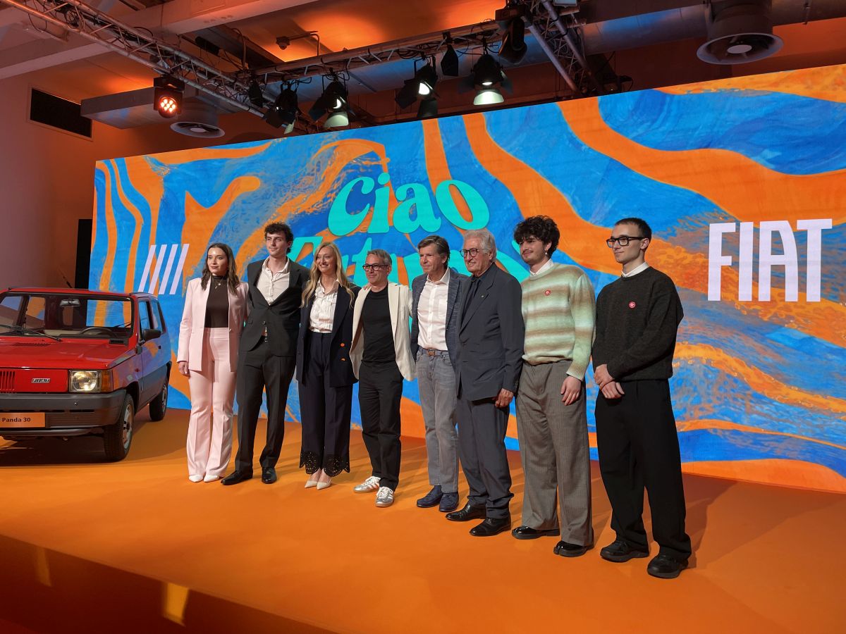 Fiat immagina auto del futuro insieme a giovani designer