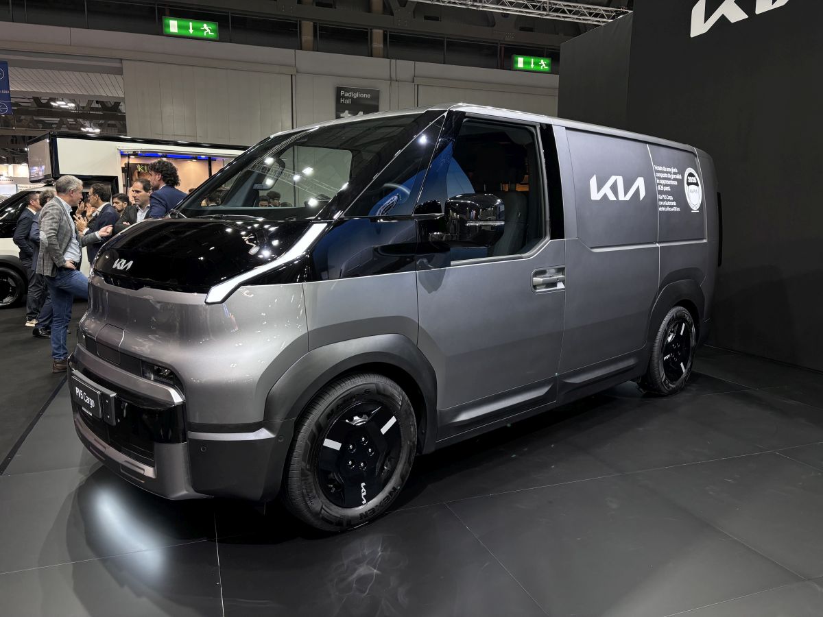 Successo per Kia PV5 Cargo, veicolo elettrico con componenti modulari