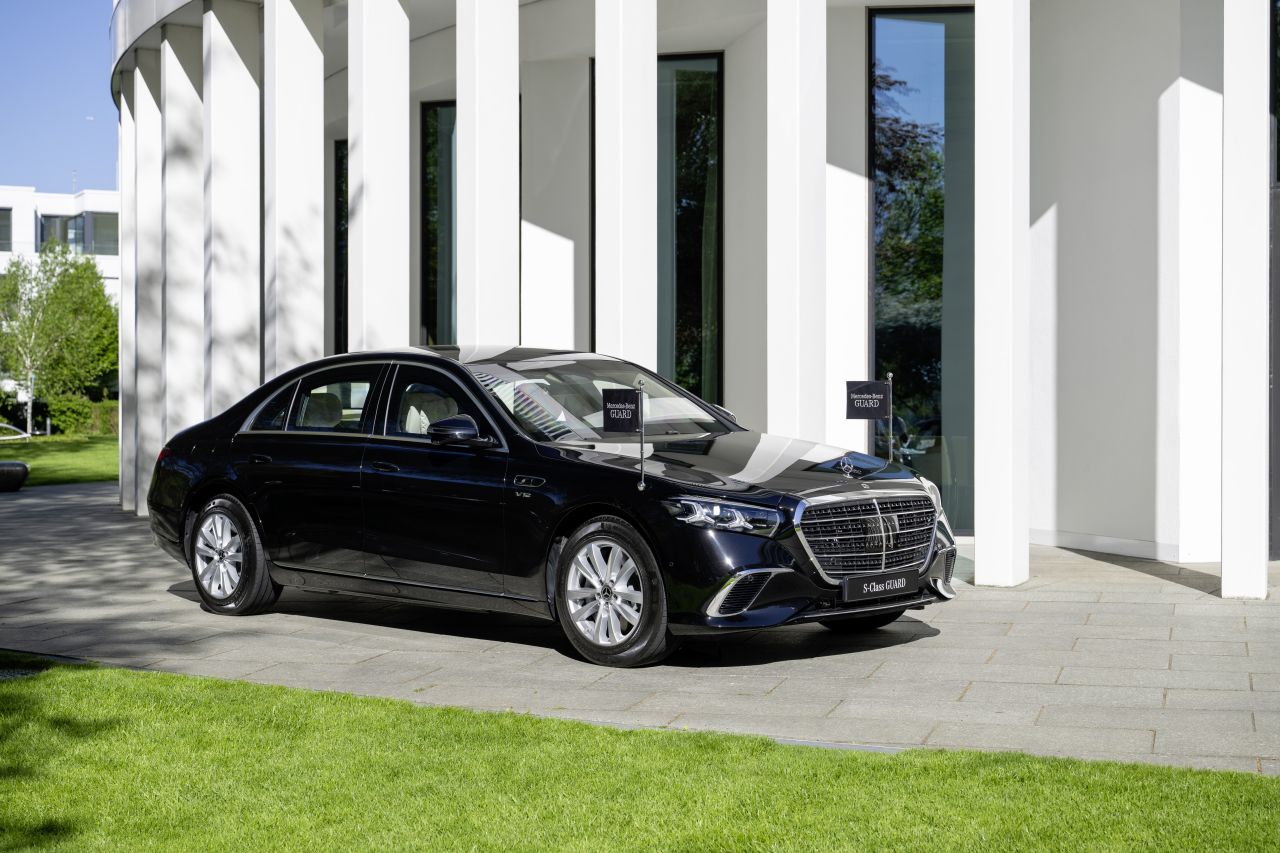 Mercedes-Benz presenta la nuova Classe S 680 Guard con blindatura VR10