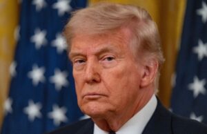 Iran, Trump “Negoziate le linee generali di un accordo. Lo Stretto di Hormuz verrà riaperto”
