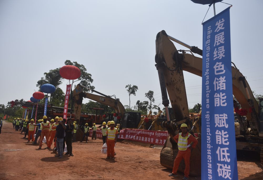 Cina, aumentano gli investimenti diretti all’estero
