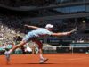 Crollo fisico per Sinner, è fuori al secondo turno del Roland Garros