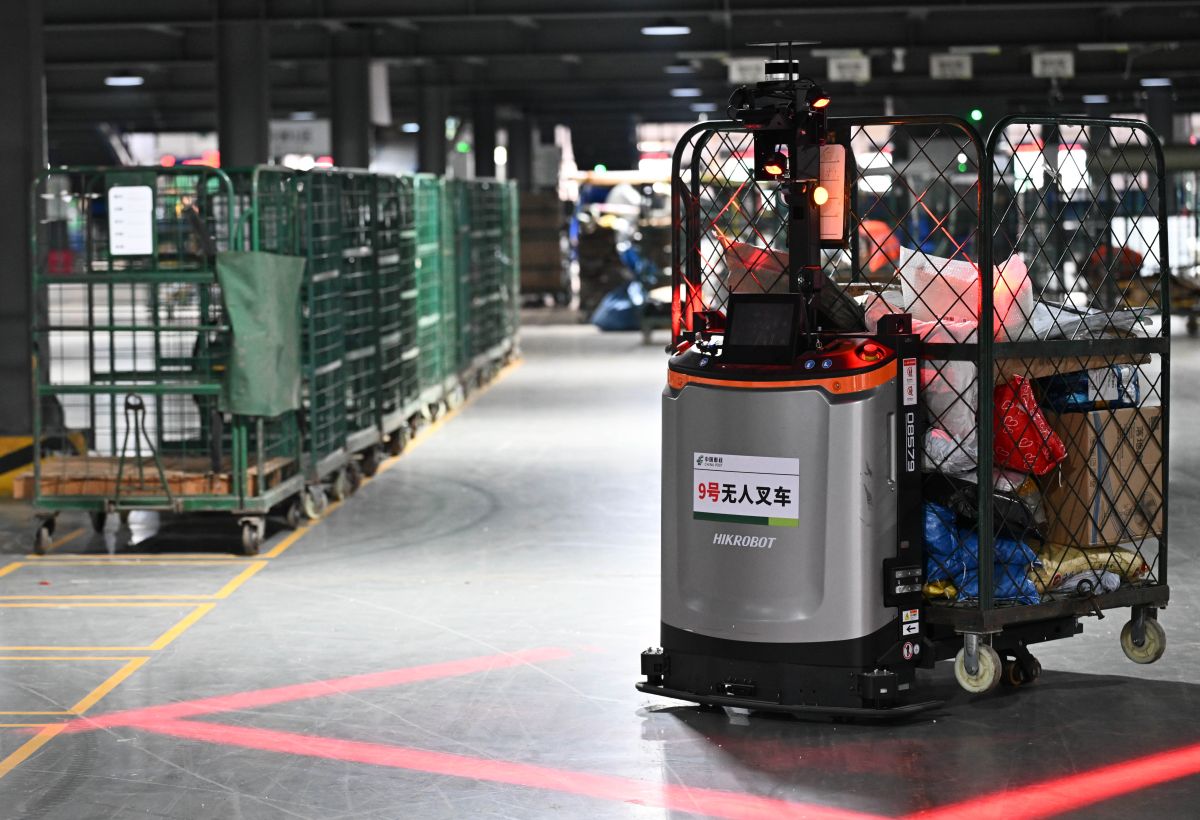Cina, il settore logistico torna a crescere a maggio